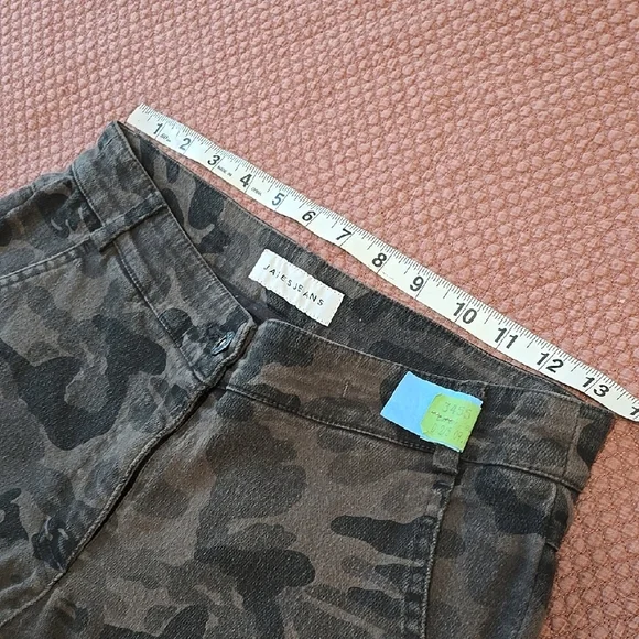 James Jeans Camouflage Boyfriend Cargo Combat Skinny Jogger Ankle Pant - Picture 7 of 12